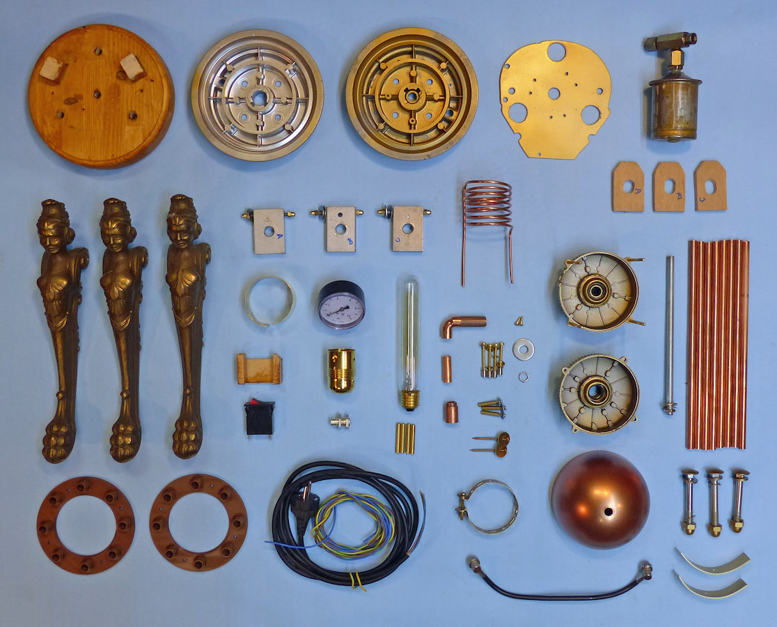 Steampunk Lamp 88 parts.jpg